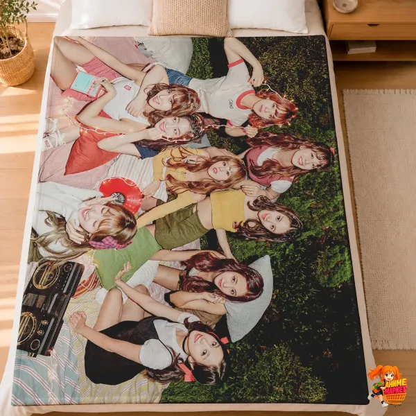 Плед с принтом k-pop TWICE Плед с принтом k-pop TWICE