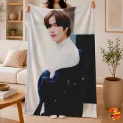 Плед с принтом k-pop TXT