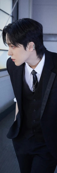 25 Yunho